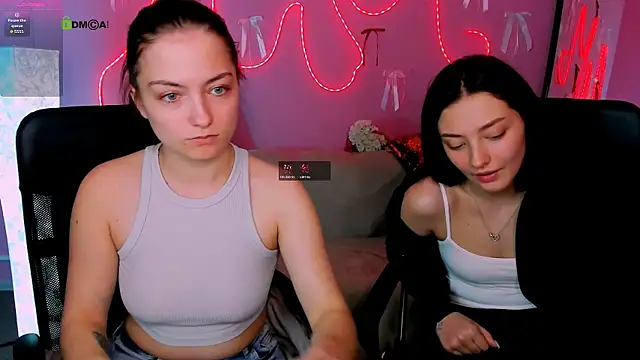 Вебкам-шоу miki-niki