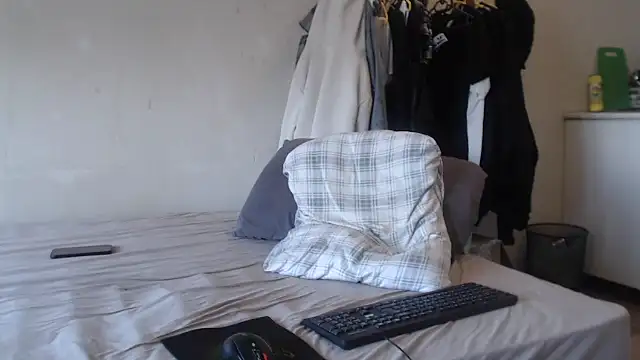 Denis_sportのウェブカメラショー