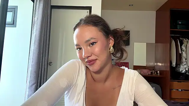 Sembang XXX Secara Langsung kamila_18_french