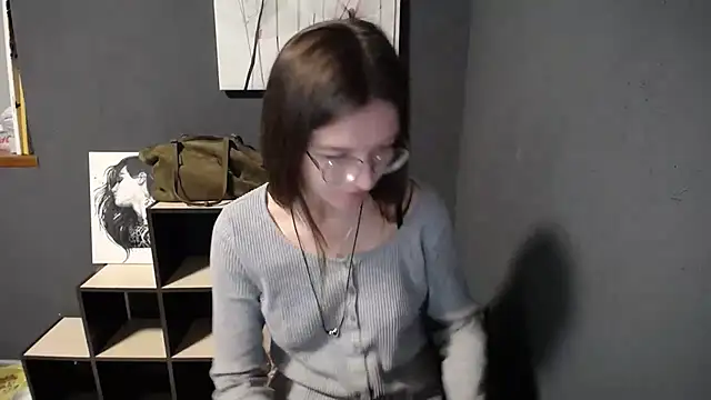 shining_pearl_ Adlı Modelin Canlı XXX Sohbeti