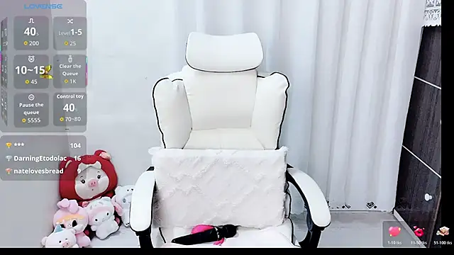 Clover_Nhi Adlı Modelin Canlı XXX Sohbeti