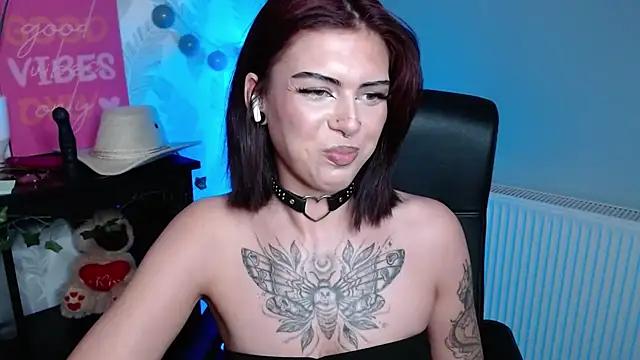 Nova_SIN's Live XXX Chat