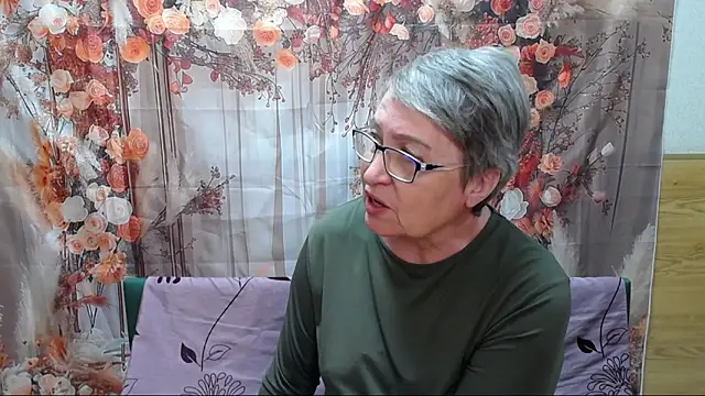 OlgaLuck's Live XXX Chat