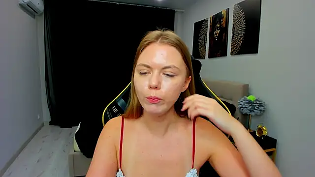 Strawberrye's Live XXX Chat