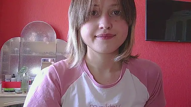 Beloved_Mary Pertunjukan Webcam