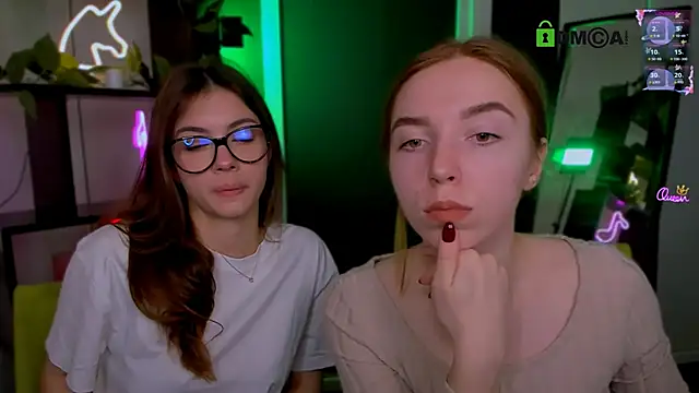 mia_bamby1 Adlı Modelin Canlı XXX Sohbeti