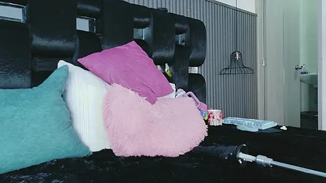 levana1: онлайн-секс-чат