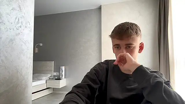 SoloFury's Live XXX Chat