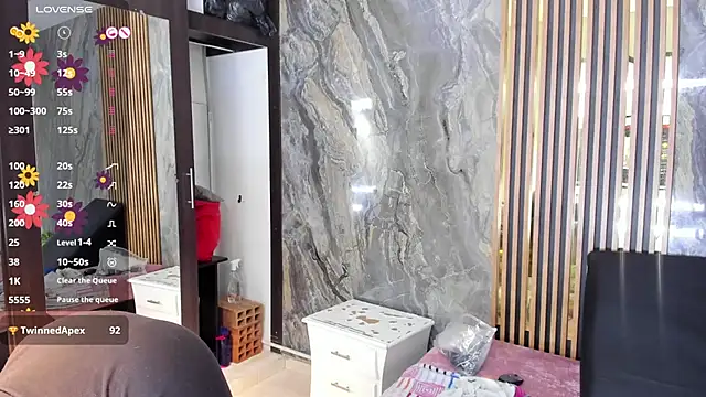 LauraSaenz01 라이브 XXX 채팅