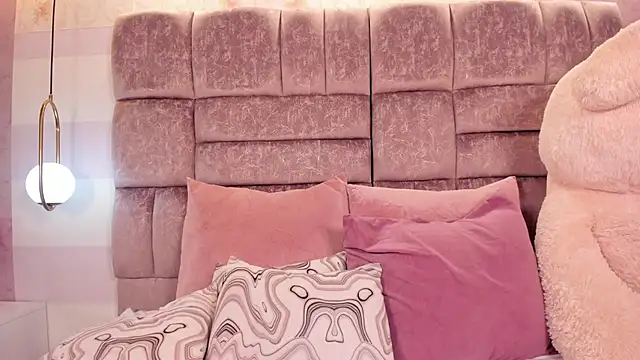 miaa_quinn 即時 XXX 聊天