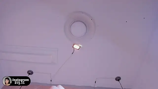 avy_st Chat XXX live