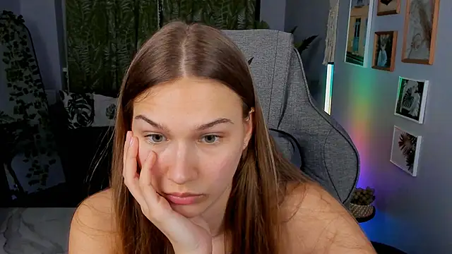 Sweet_Emilya Chat XXX live