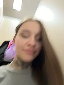 KishaMur Chat XXX live