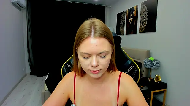 Strawberrye Chat XXX in diretta