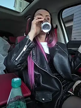 AnnaMaria- 即時 XXX 聊天