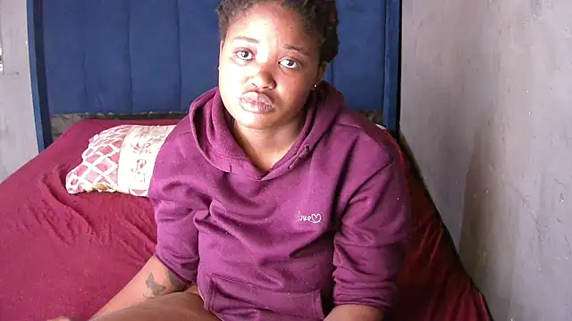 FREAKBARBIE02 Live XXX Chat