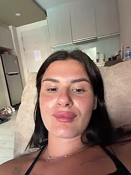 MiraReach: απευθείας συνομιλία ΧΧΧ