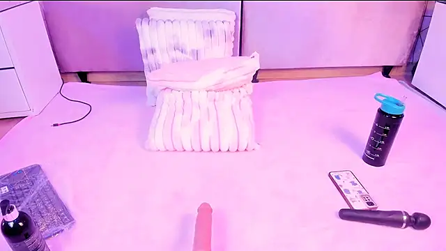 Chatroom XXX en direct de Naomistart