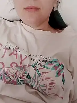 JANICSA 라이브 XXX 채팅