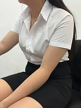 دردشة Rinn99 الجنسية المباشرة