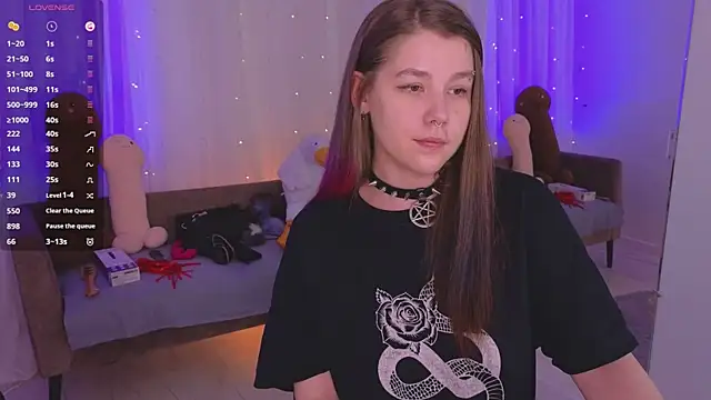 Mira_Falls' Live XXX Chat