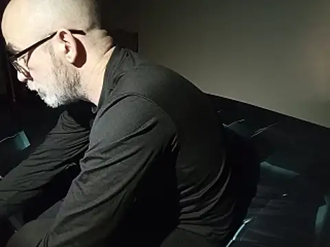 Kitrider's Live XXX Chat