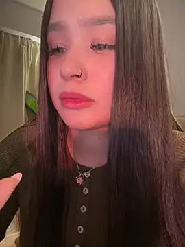 Show modela bella_parisi na web-kameri