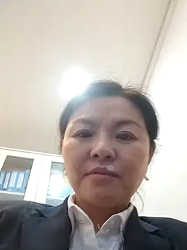 XXX chat uživo modela ialnuyoa_h