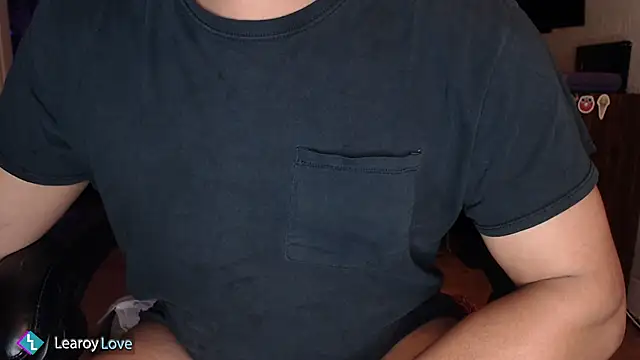 Learoy_Love élő XXX-chatje