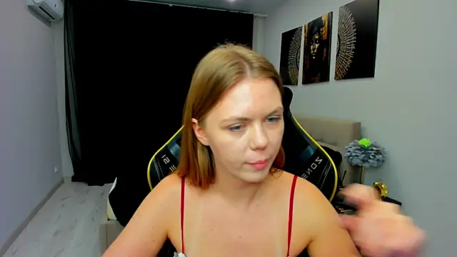 Strawberrye's Live XXX Chat