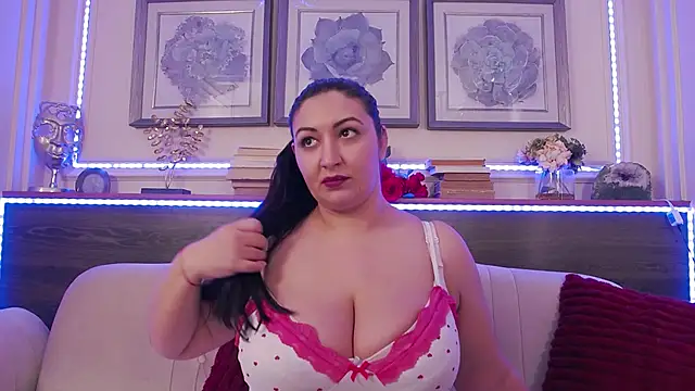 BustyEva_ Adlı Modelin Canlı XXX Sohbeti