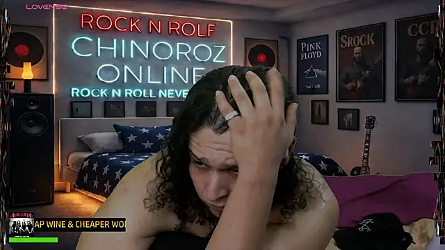 Онлайн чат XXX chino_roz