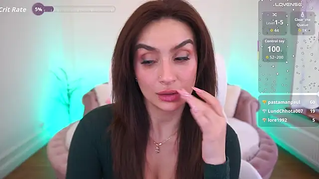 AnzhyTeqila's Live XXX Chat