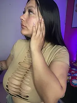 Miia__Taylor Chat XXX in diretta