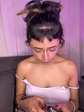 baby_akuma: απευθείας συνομιλία ΧΧΧ