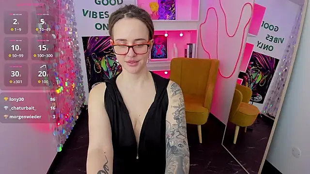 Chat XXX Live LisaFoxy_y