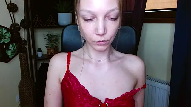 دردشة EmillyPlay الجنسية المباشرة