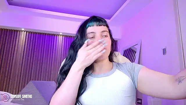 Chat +18 de Lucy_Smith2 ao vivo