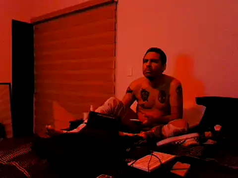 Iscariot19 – Naživo XXX chat