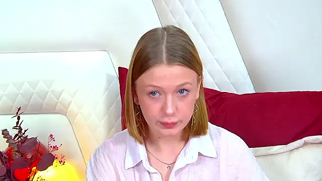 BeatriceBinoche's Live XXX Chat