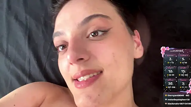 Babis_girlsssn Webbikameraesitys