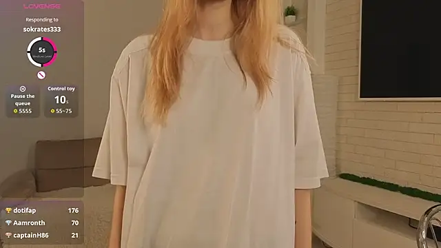 دردشة JuanaSumma الجنسية المباشرة