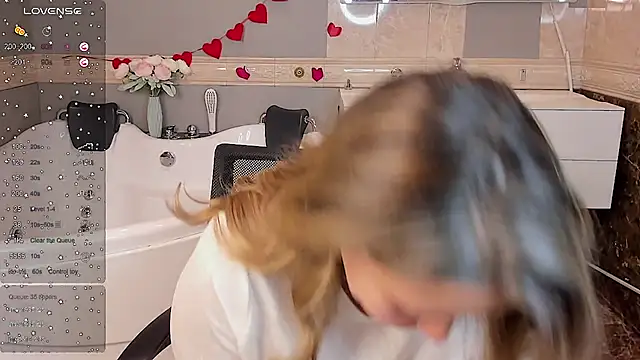 LilyBel's Live XXX Chat