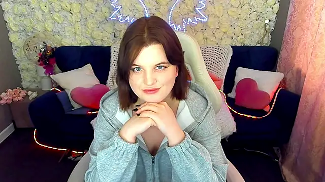 KristiFoxy Adlı Modelin Canlı XXX Sohbeti