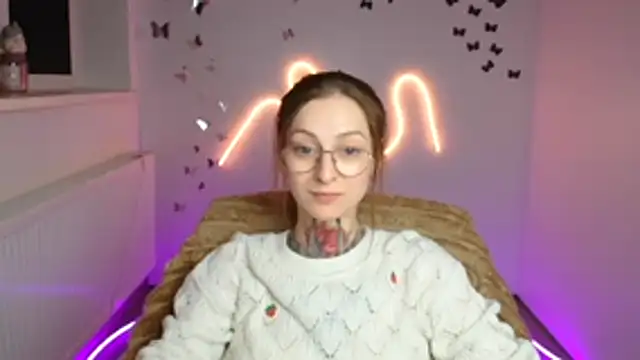 دردشة Esmi_Winter الجنسية ال مباشرة