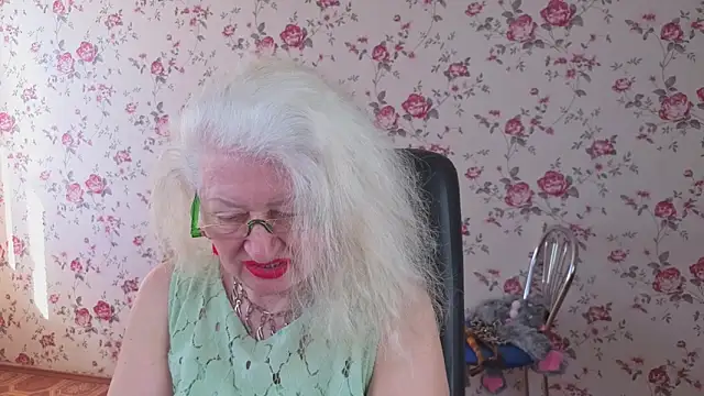 Chatroom XXX en direct de Maya_Mayflower