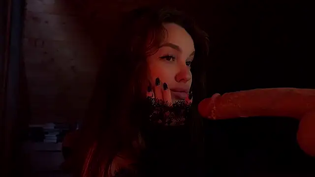 Chat +18 de Crucio ao vivo