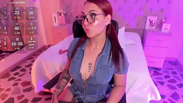 Show de KetziaDoll_ na webcam