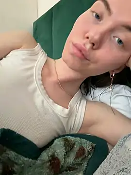 Lisaaa_Alisa: απευθείας συνομιλία ΧΧΧ