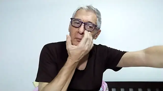 BIGUNCUTHARDCOCKのライブXXXチャット